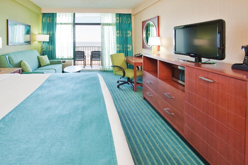 اتاق استاندارد با تخت بزرگ, Holiday Inn & Suites Virginia Beach   North Beach, An Ihg