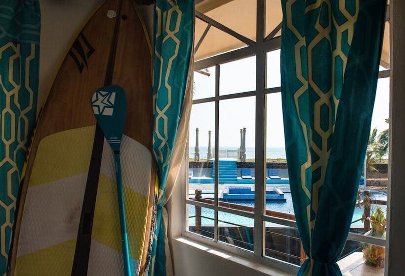 Номер Стандарт Трехместный, South Beach Resort