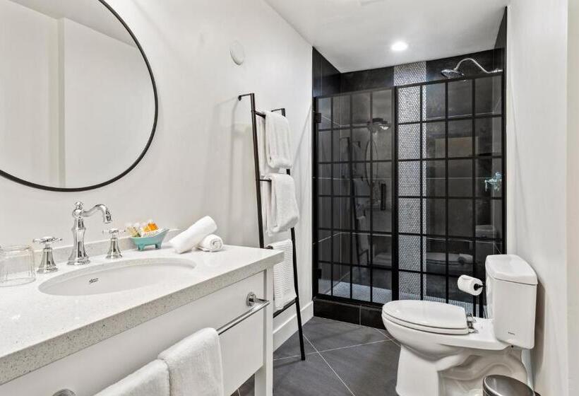 스탠다드 룸 킹사이즈 침대, Bespoke Inn Flagstaff