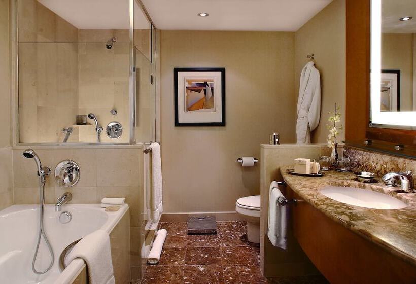 سوییت, Sofitel New York