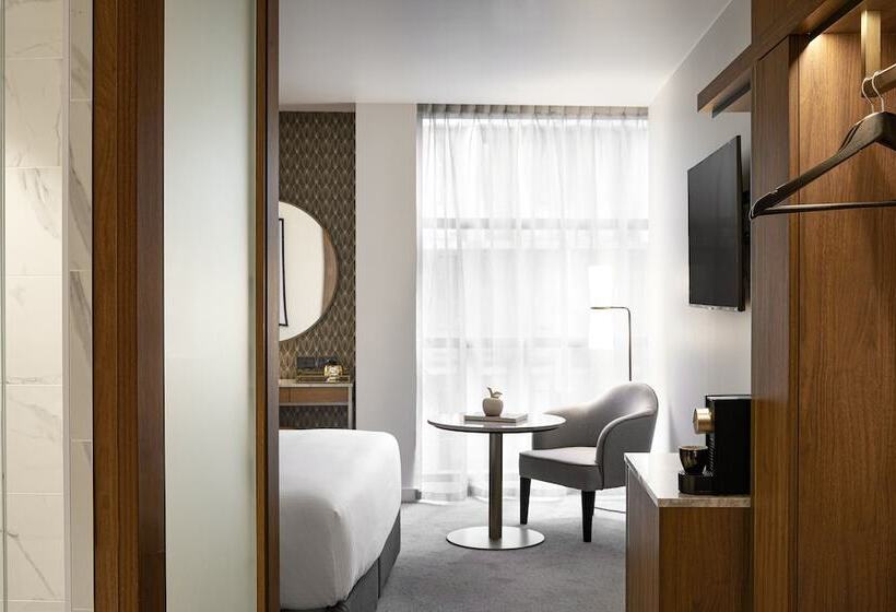 Premium Room City View, Crowne Plaza Sydney Darling Harbour, An Ihg