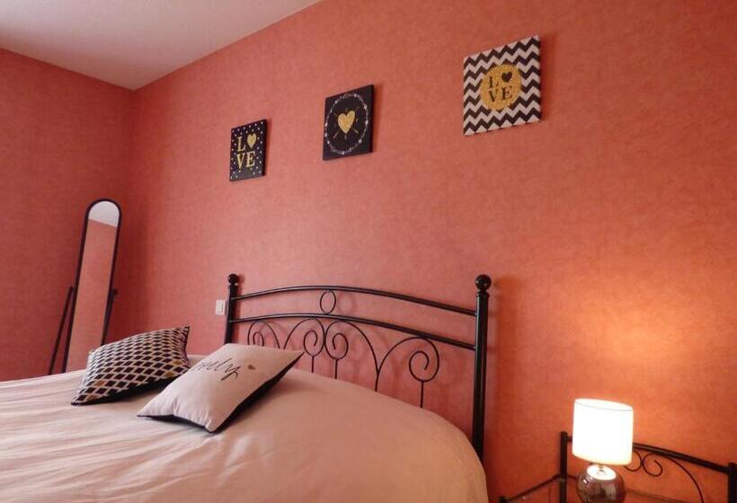 Номер Стандарт, Auberge Des Petits