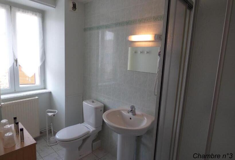 Семейный Номер, Auberge Des Petits