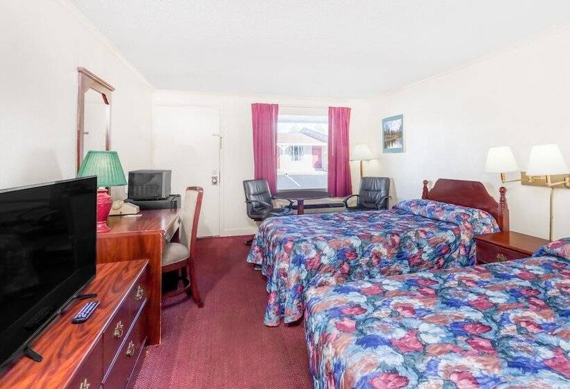 Номер Стандарт 2 Двуспальные Кровати, Corbin Inn