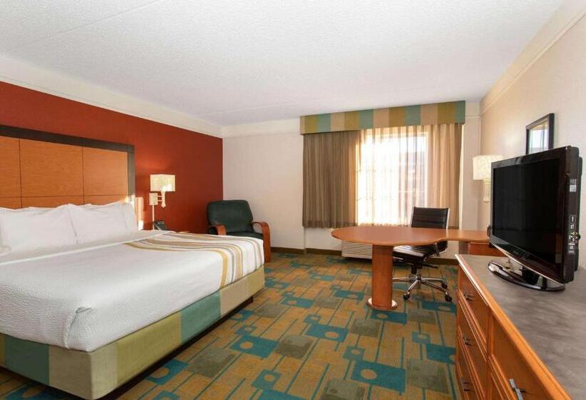 Номер Deluxe Кровать Кинг, La Quinta By Wyndham Denver Southwest Lakewood