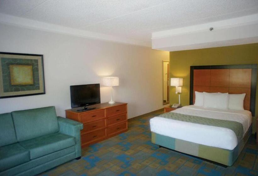 Номер Стандарт, La Quinta By Wyndham St. Pete Clearwater Airport