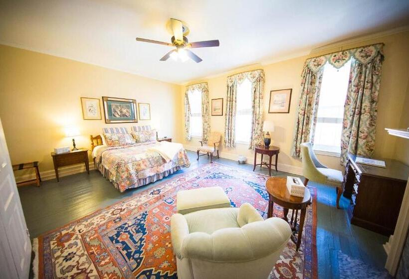 غرفة قياسية حمام مشترك, La Reserve Bed And Breakfast