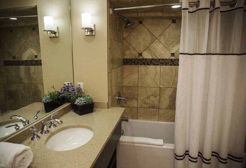 Номер Стандарт, Lake Lawn Resort