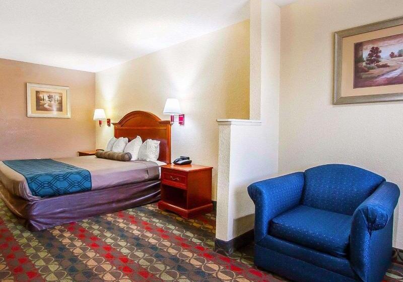 سوئیت 2 خوابه, Lime Tree Bay Resort