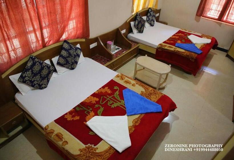 اتاق استاندارد, Sri Krishna Residency