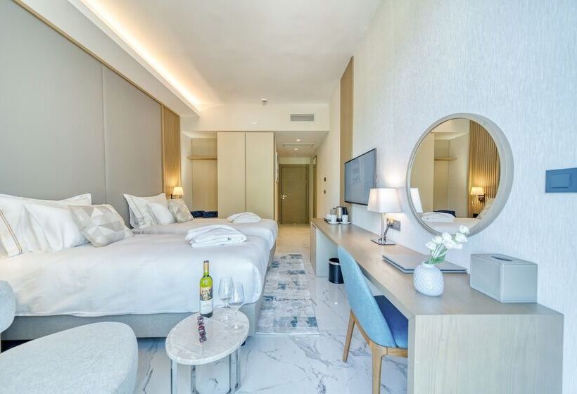 اتاق استاندارد, Hyatt Regency Kotor Bay Resort