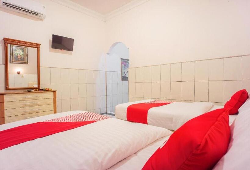 اتاق لوکس, Oyo 2180 Vina Vira