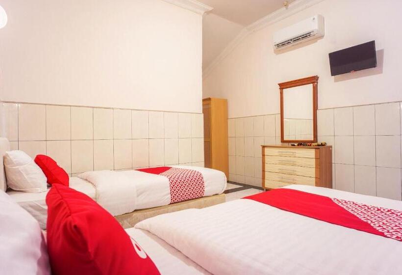 Quarto Deluxe, Oyo 2180 Vina Vira