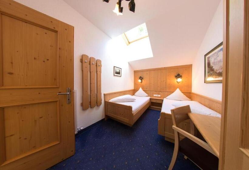 2 Bedroom Apartment, Landhaus Zauser