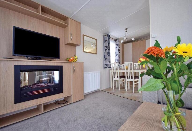 Дом 1 Спальня, Riverside Holidays