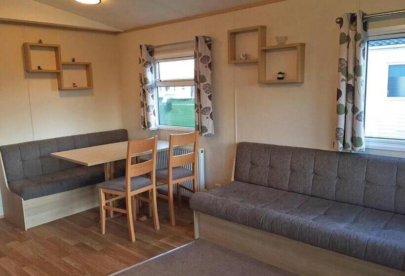 Дом 3 Спальни, Tollerton Holiday Park