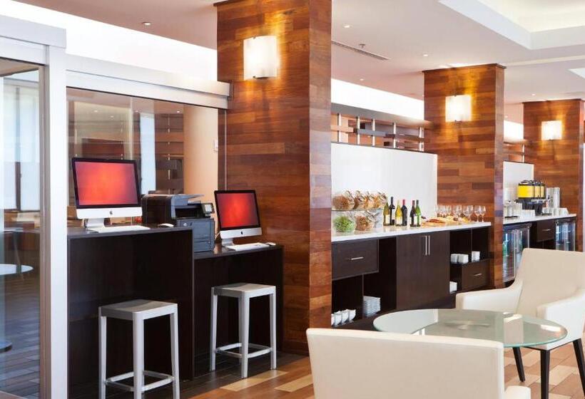 클럽 룸, Miami Airport Marriott