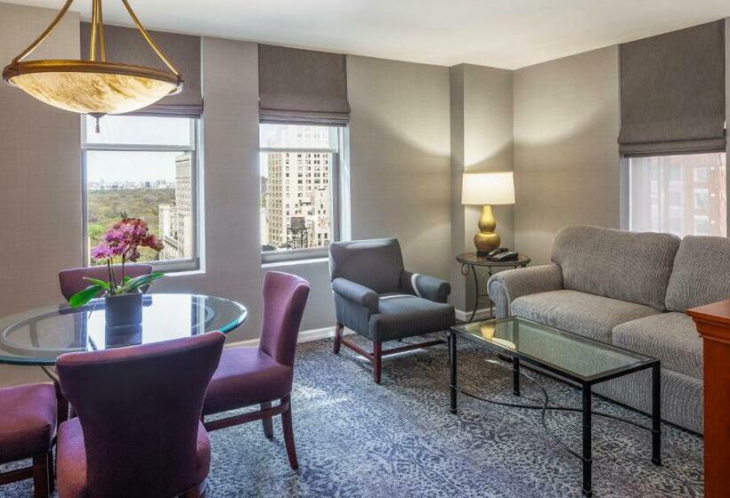 سوییت, The Manhattan Club
