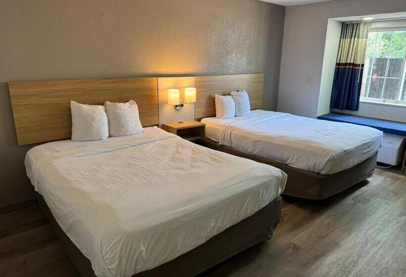 适合残疾人使用的标准间, Microtel Inn By Wyndham Winston Salem
