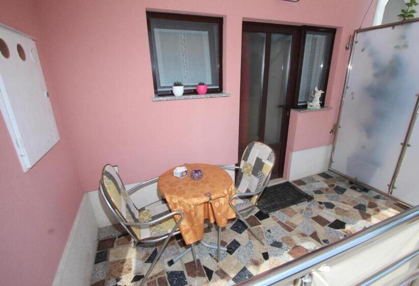 اتاق استاندارد با تراس, Guests House Lea