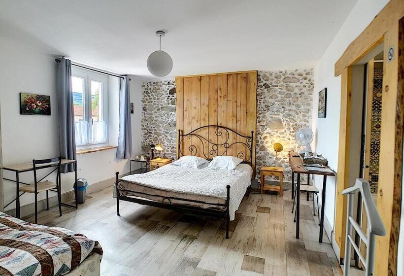 Номер Стандарт Вид на Сад, Maison De Ville Au Pied De La Montagne Noire