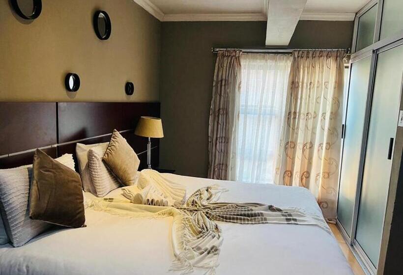 اتاق استاندارد با بالکن, Greater Heights Guest House