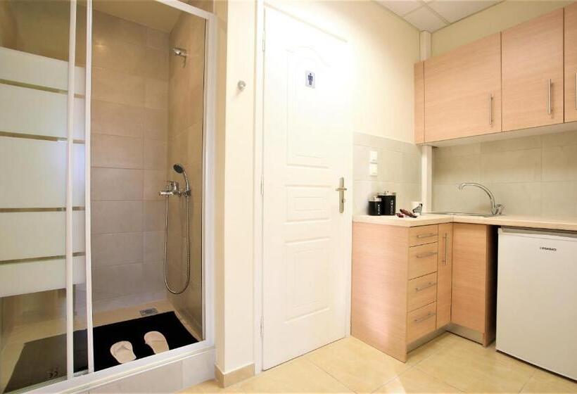 سوییت سوپریور, Gk Airport Suites   Free Shuttle