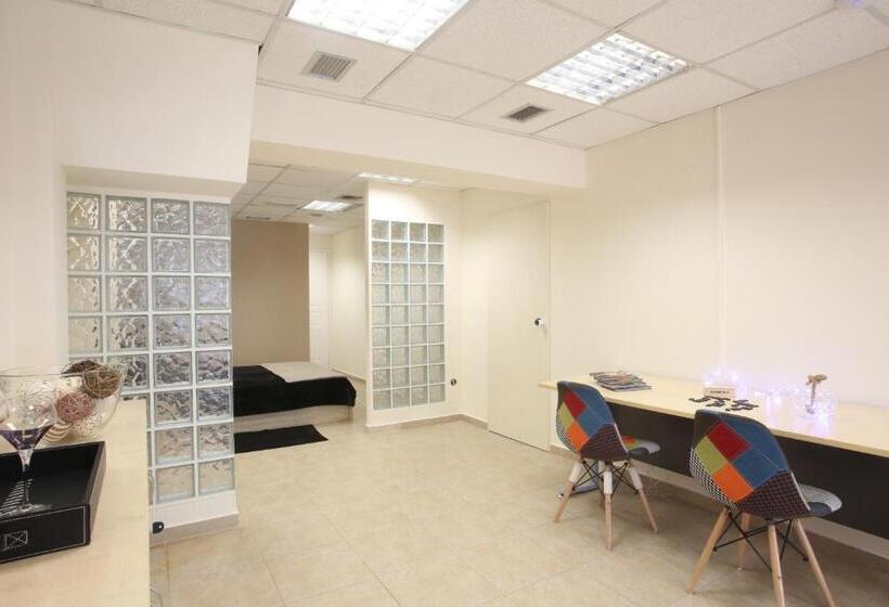 سوییت, Gk Airport Suites   Free Shuttle