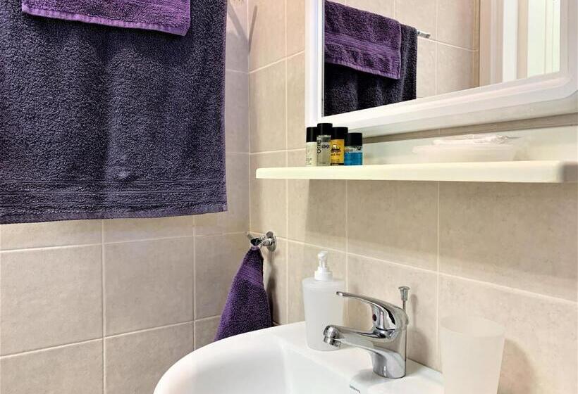 سوییت, Gk Airport Suites   Free Shuttle