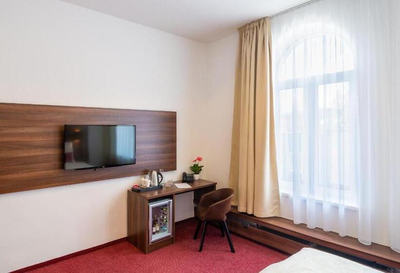 Номер Deluxe, Bohemia Inn