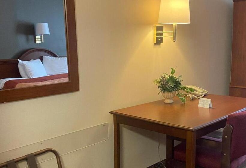 Стандартный Номер Кровать Кинг, Ivey S Motor Lodge