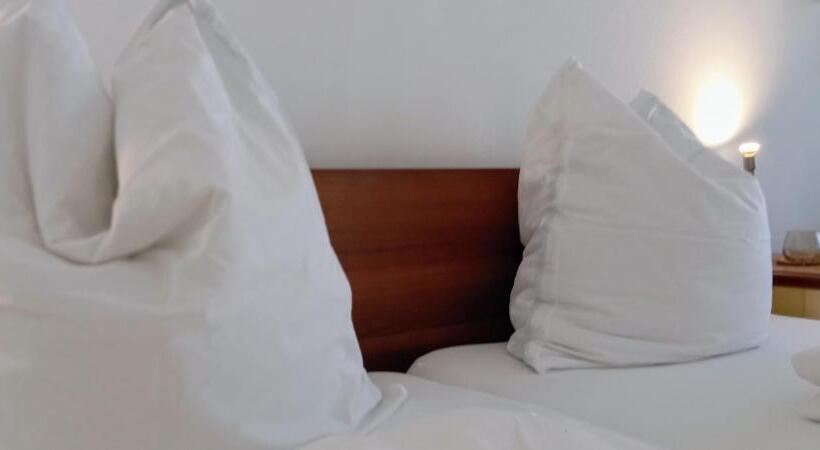 Номер Deluxe с Балконом, Berghotel Heiligenberg