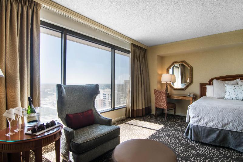 Номер Deluxe Кровать Кинг, Omni Las Colinas