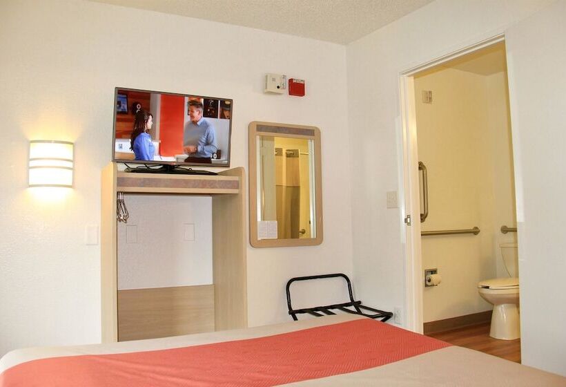 اتاق لوکس, Motel 6enfield, Ct  Hartford