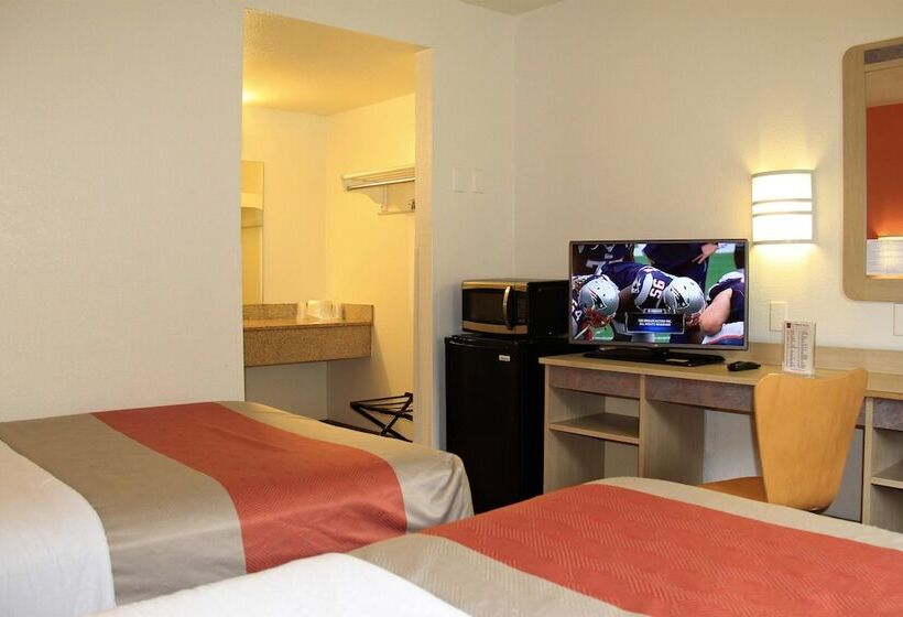 سوییت لوکس, Motel 6enfield, Ct  Hartford