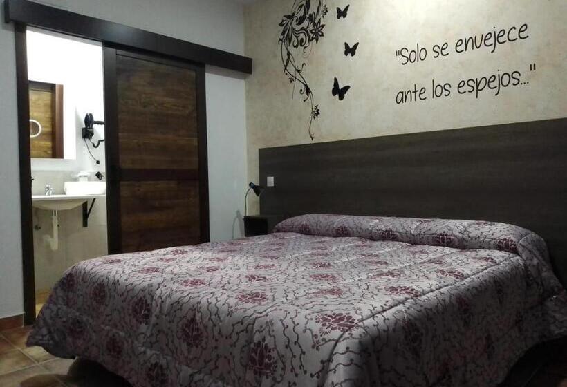 اتاق استاندارد, Hostal Almagro