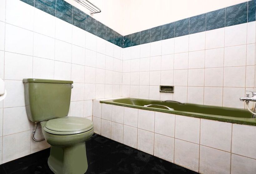 Люкс Повышенной Комфортности, Oyo 2495  Wijaya