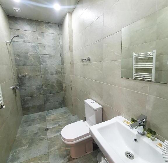 اتاق لوکس, Taba Hall Boutique