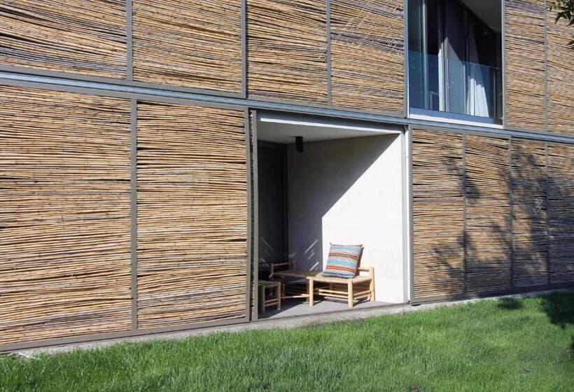Люкс Вид на Бассейн, Ecosuites