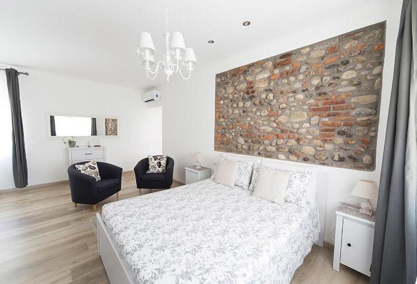 اتاق لوکس سه تخته, Il Giuelìn Malpensa B&b