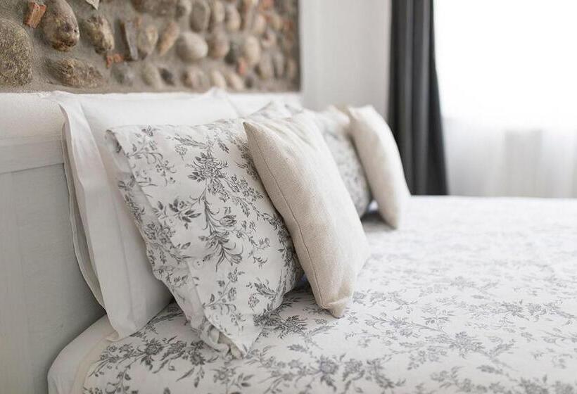 اتاق لوکس سه تخته, Il Giuelìn Malpensa B&b