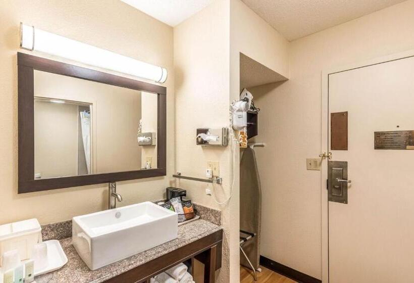 商务房间, Colby Inn And Suites