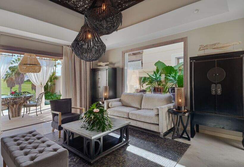 Вилла с 1 спальней и бассейном, Royal River, Luxury Hotel   Adults Only