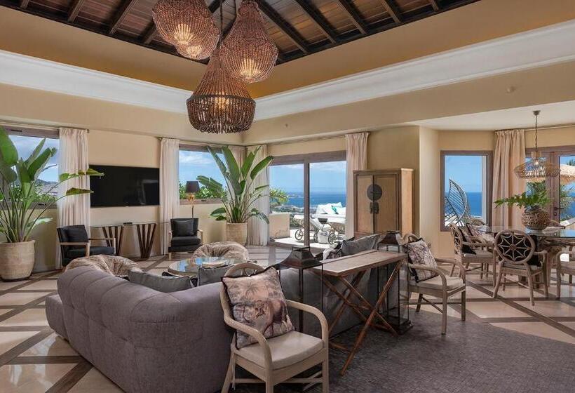 Вилла 4 Спальни, Royal River, Luxury Hotel   Adults Only