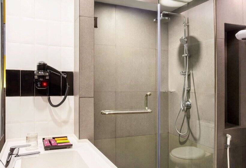 디럭스 룸, Ibis Styles Bekasi Jatibening