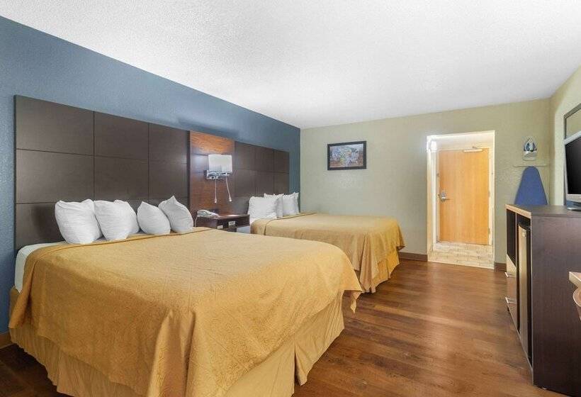 Pokój Standard 2 Łóżka Małżeńskie, Econo Lodge Inn & Suites Gatlinburg At The Convention Center