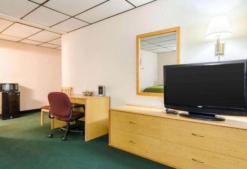 수피리어 스위트, Quality Inn & Suites Salina