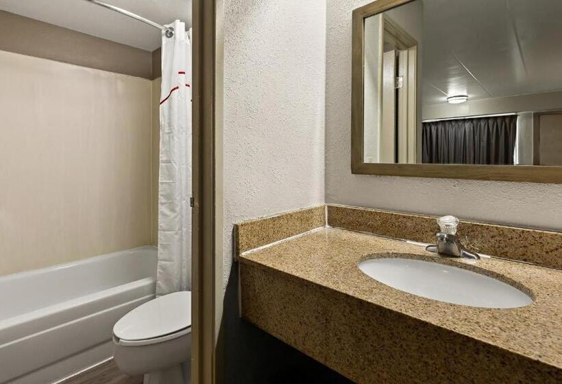 Номер Deluxe, Red Roof Inn Cleveland  Independence