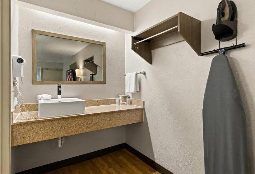 Номер Deluxe Кровать Кинг, Red Roof Inn Cleveland  Independence