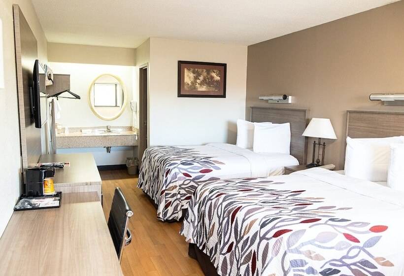 Номер Superior, Red Roof Inn Rochester  Henrietta